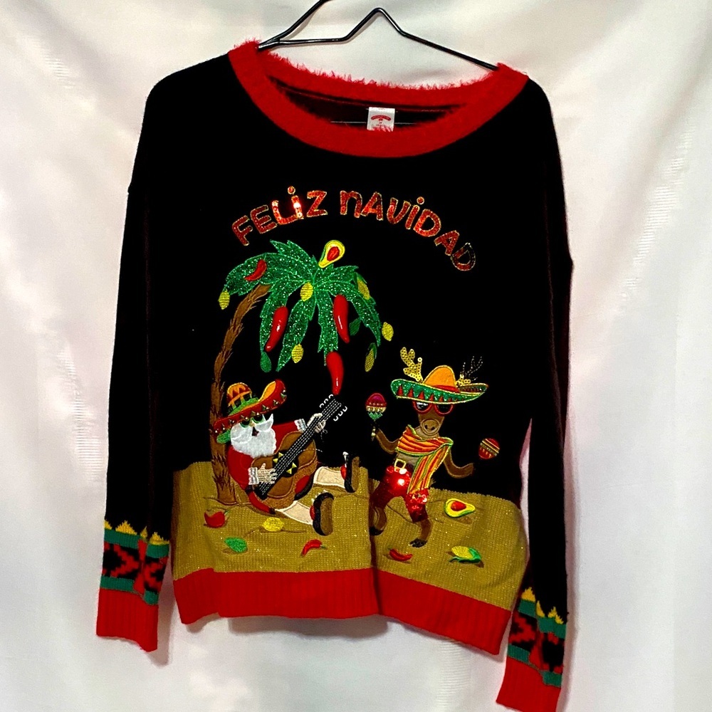 Holiday Time Wo‎ medium(8/10)Black and Red Feliz Navidad Sweater chili pepper